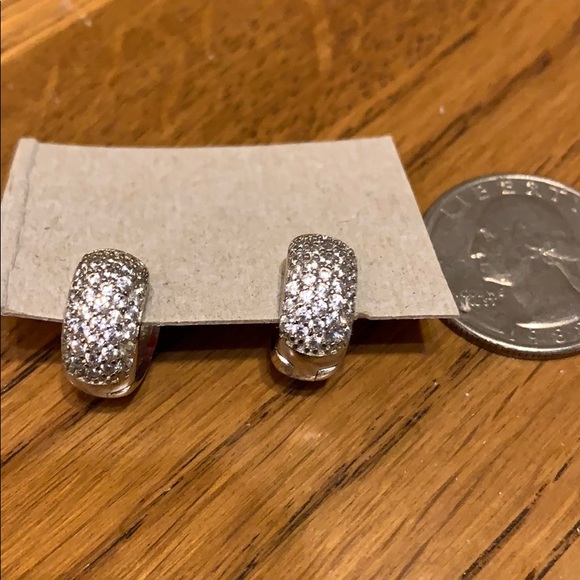 Very sparkly pierced earrings. Never worn. - Picture 2 of 2